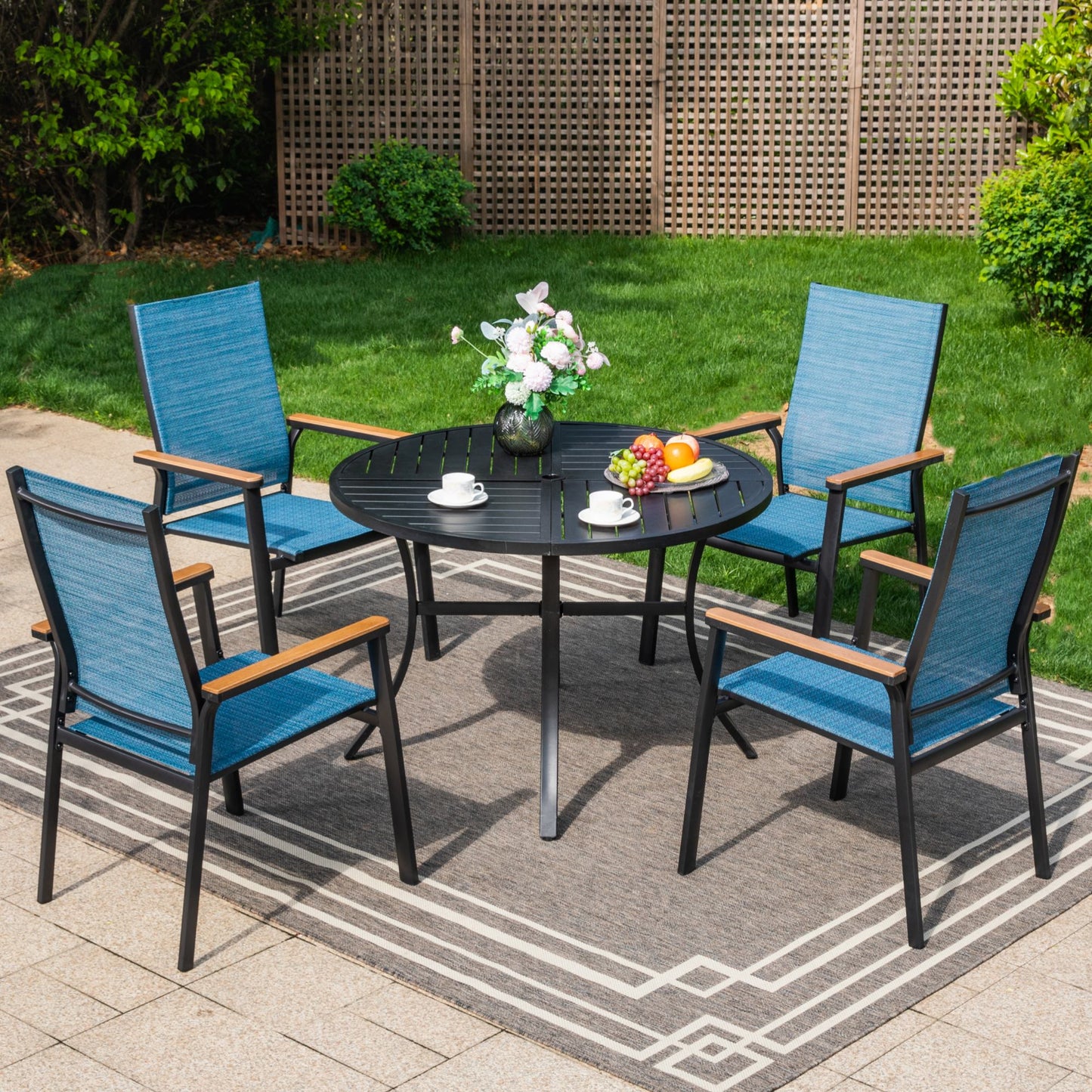 Summit Living 4-seat Outdoor Patio Dining Set with 4 Pieces Blue Aluminum Armchairs & 1 Piece Metal Steel Round Table, Black & Blue